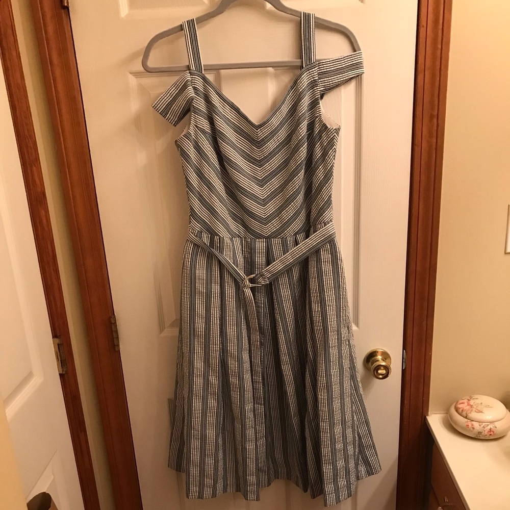 White House Black Market summer dress